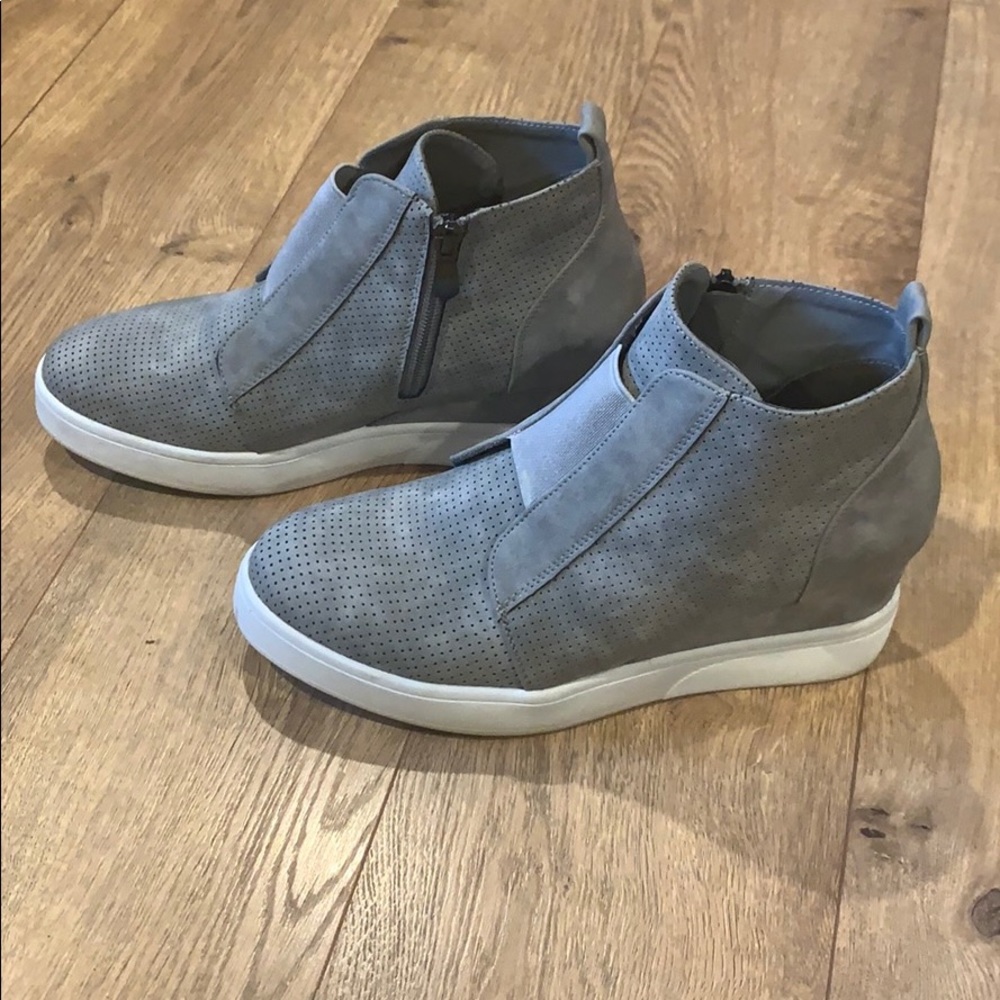 Wedge Sneaker - Picture 3 of 5